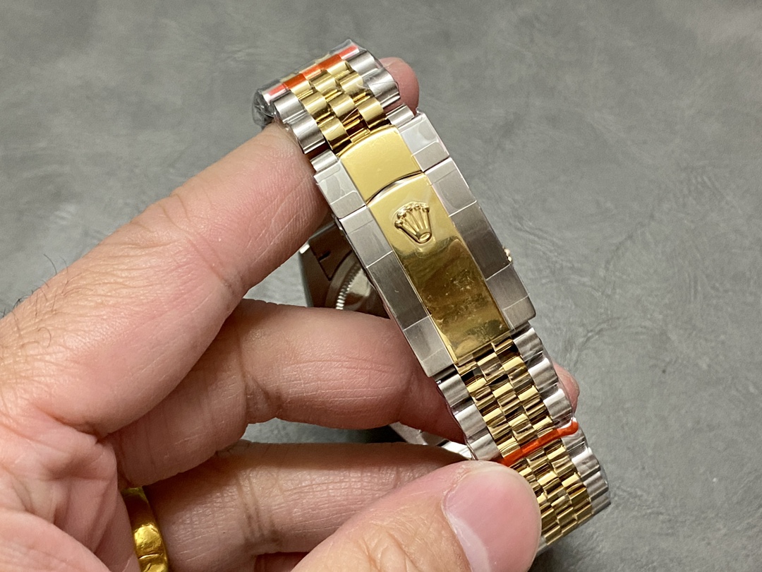 Rolex Datejust 36 Yellow Gold & Diamonds Silver Diamond Pave Roman Dial m126283rbr 0017