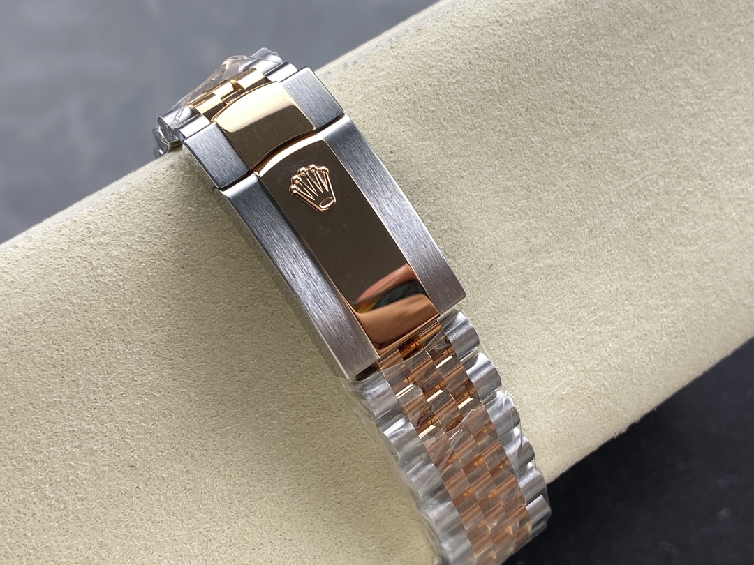 Rolex Datejust Automatic Rose Gold & Steel Watch m126331 0002