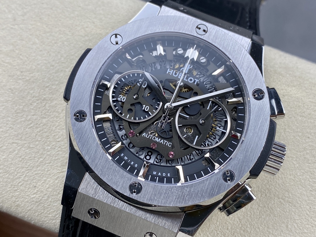 Hublot Classic Fusion 525.NX.0170.LR 45mm