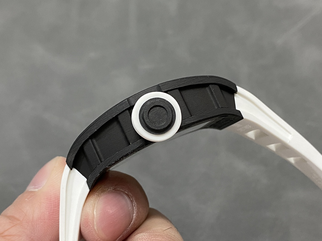 Richard Miller RM055 NTPT Carbon Fiber Black