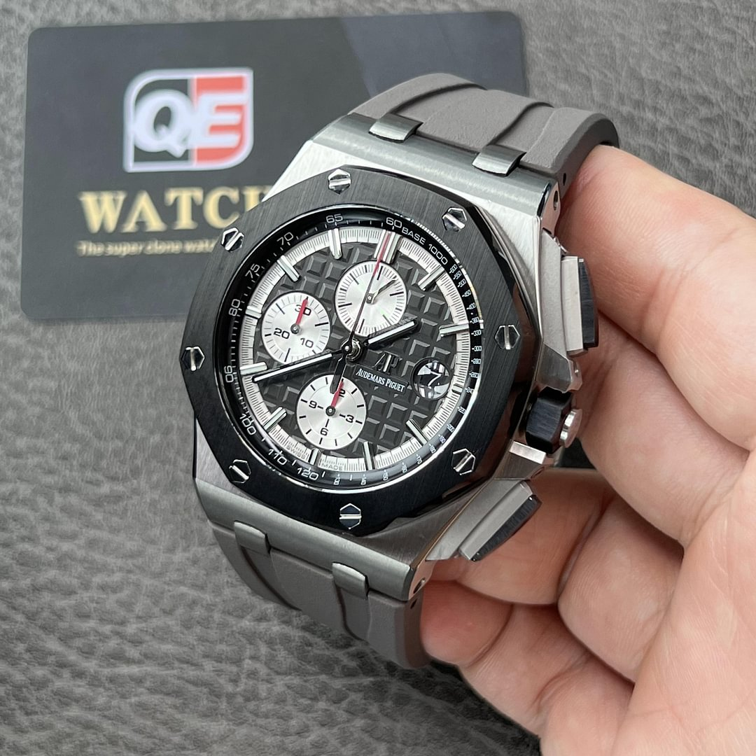 AUdemars Piguet Royal Oak Offshore Chronograph Panda dial Ceramic Bezel on Black Rubber Strap 44mm Super Clone