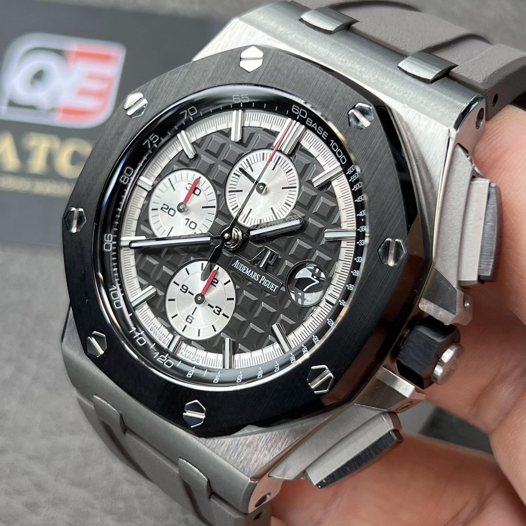 AUdemars Piguet Royal Oak Offshore Chronograph Panda dial Ceramic Bezel on Black Rubber Strap 44mm Super Clone