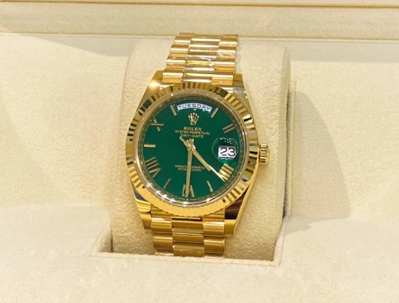 Terpsehore Maras LIVE Room VIP Customer Assigned Style one 41mm another one 36mm