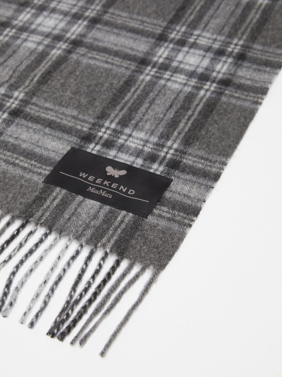 Tartan cashmere scarf