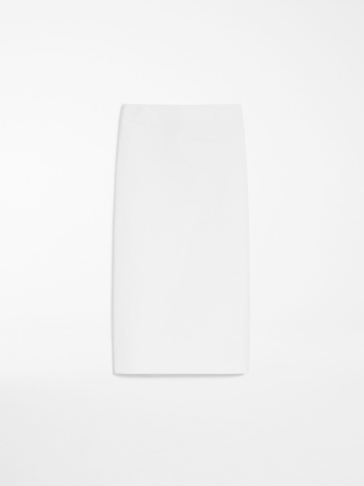 Calf-length skirt with diagonal slit