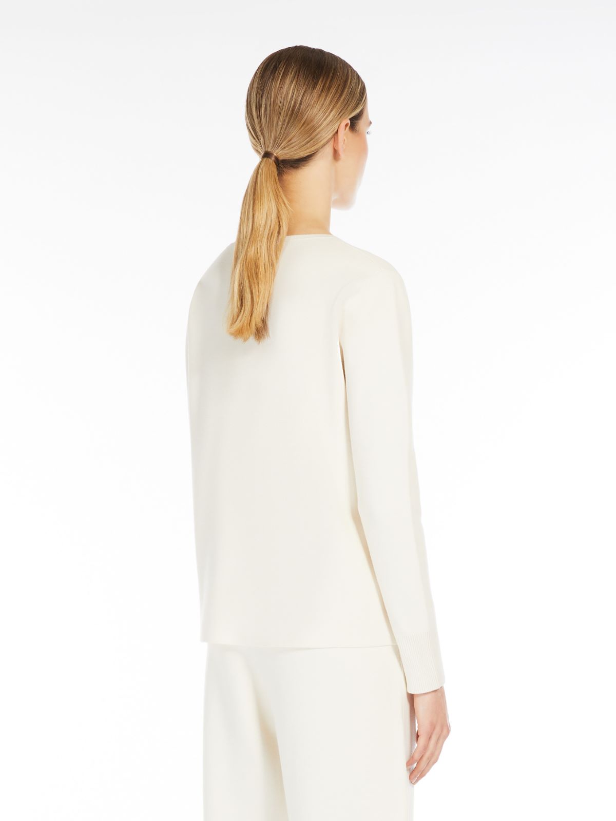 Viscose yarn boxy jumper