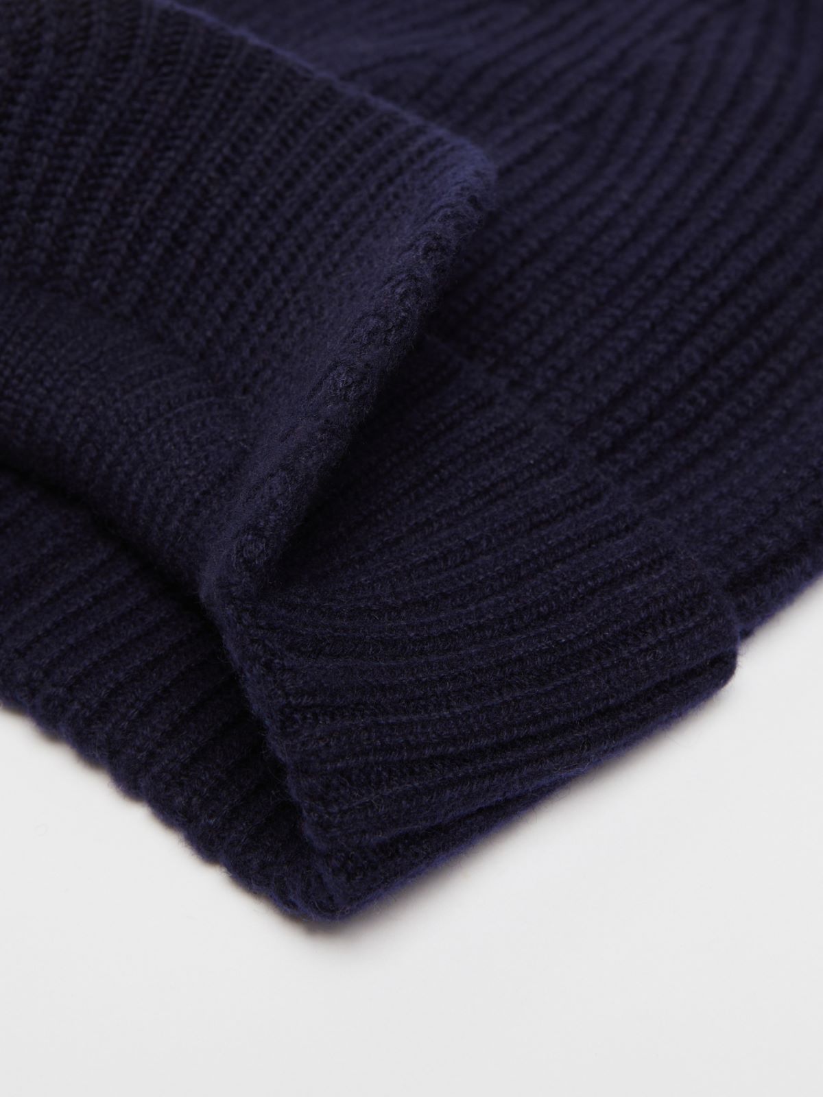 Cashmere beanie