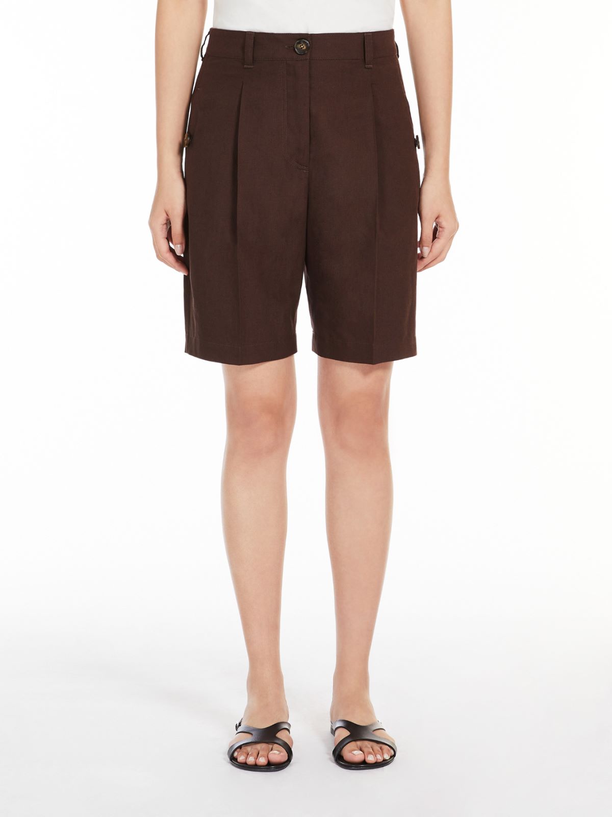 Cotton and linen canvas Bermuda shorts