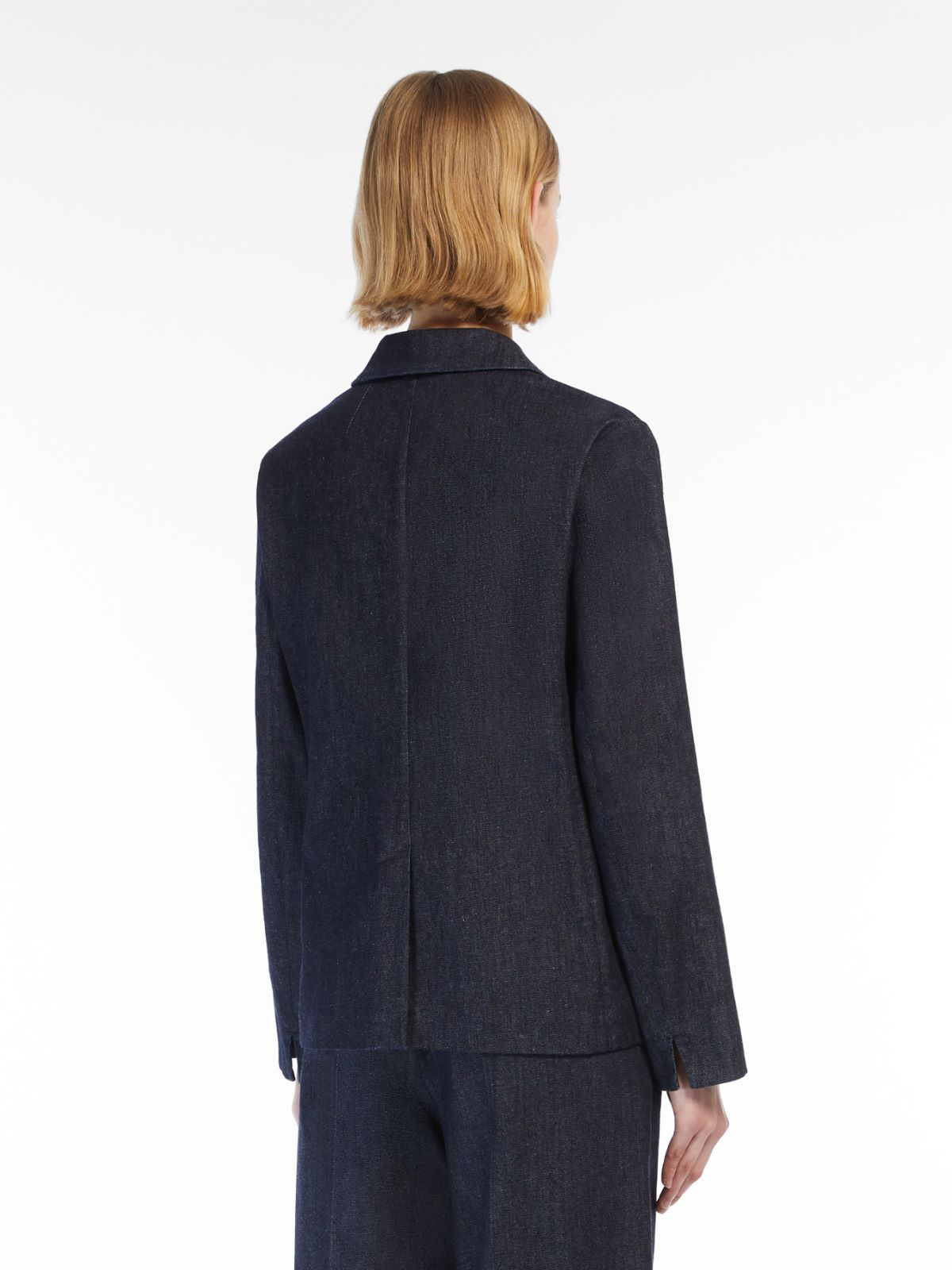 Single-breasted denim jacket