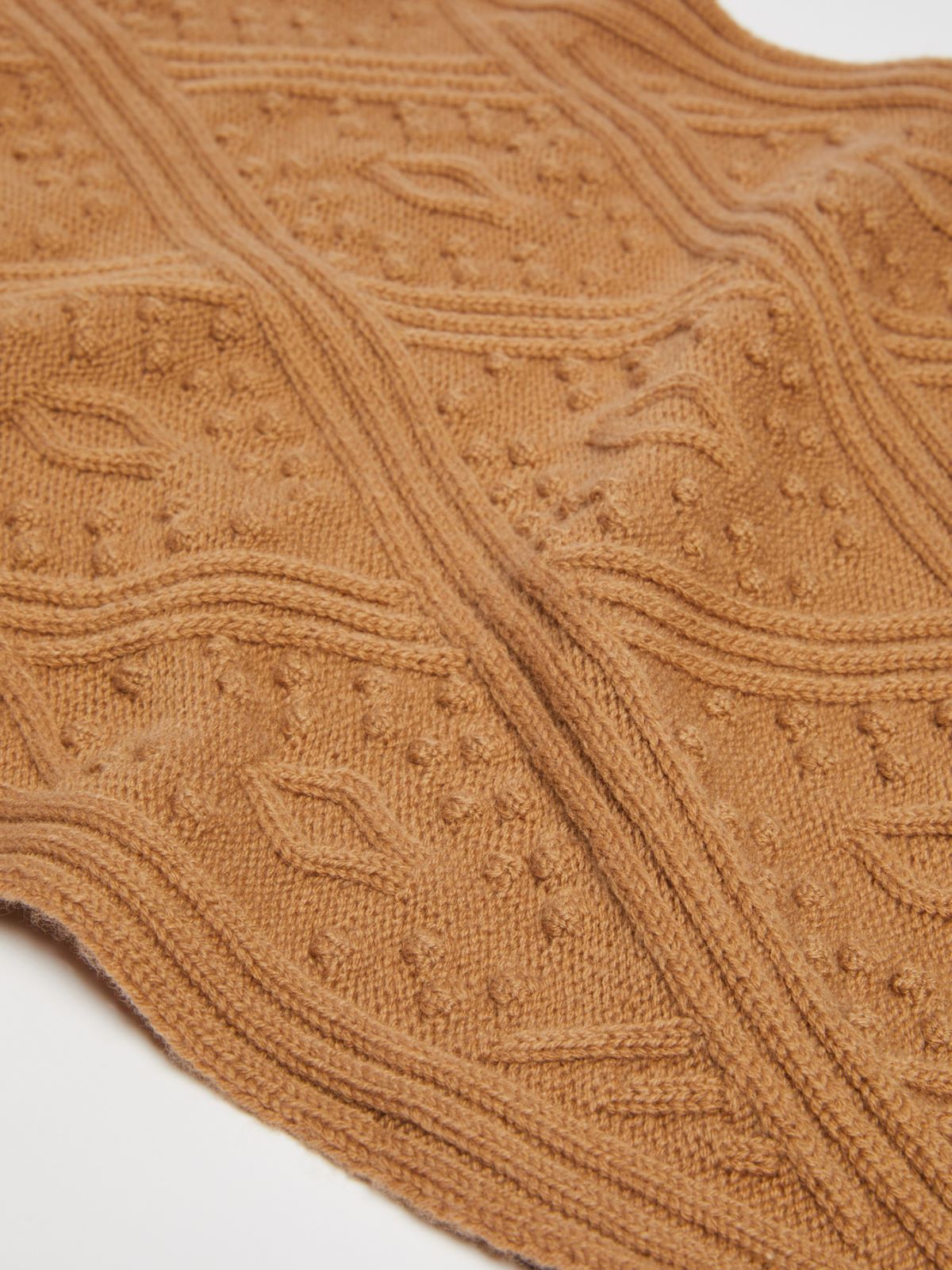 Cashmere blend scarf