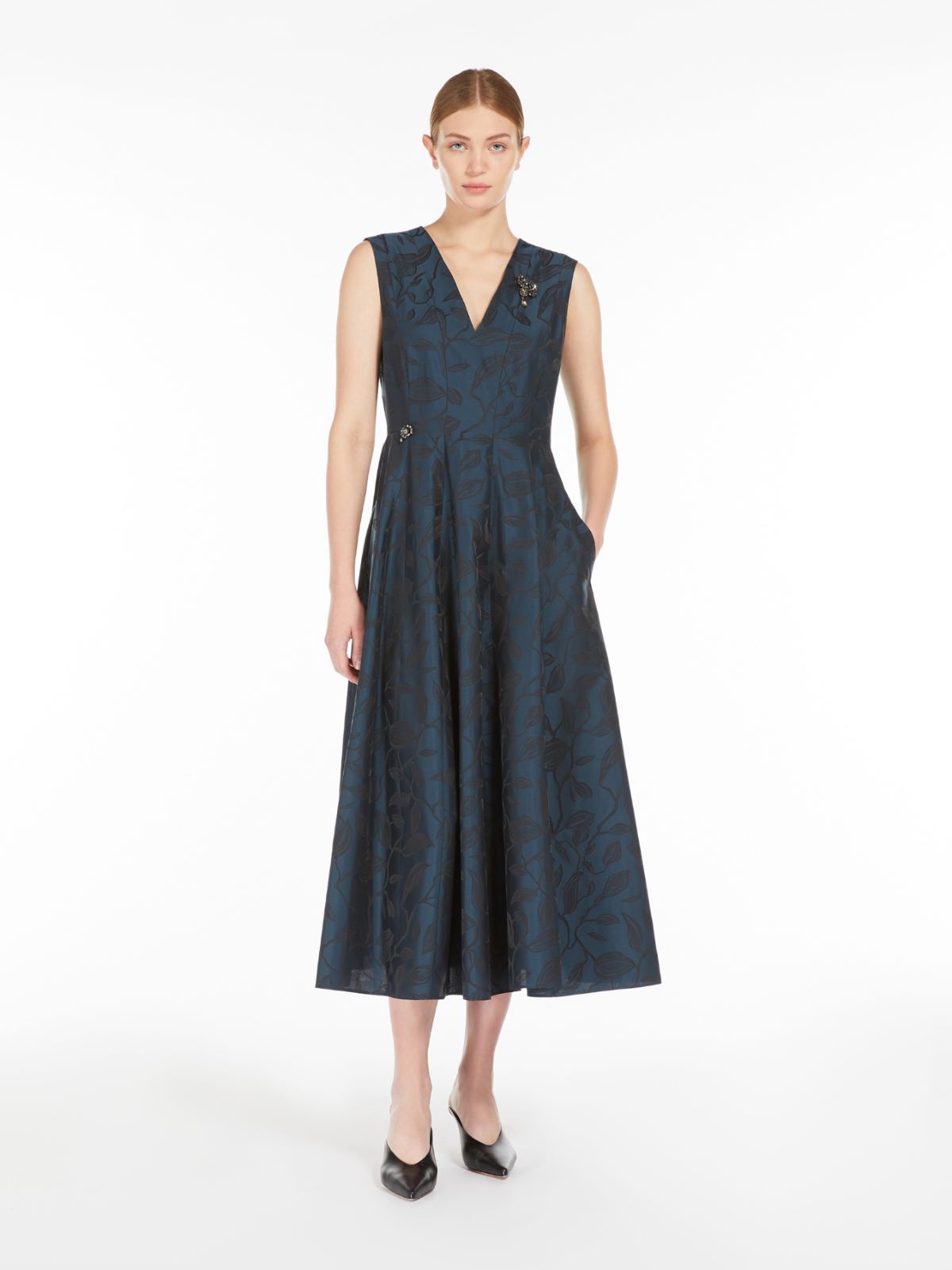Sleeveless jacquard cotton dress