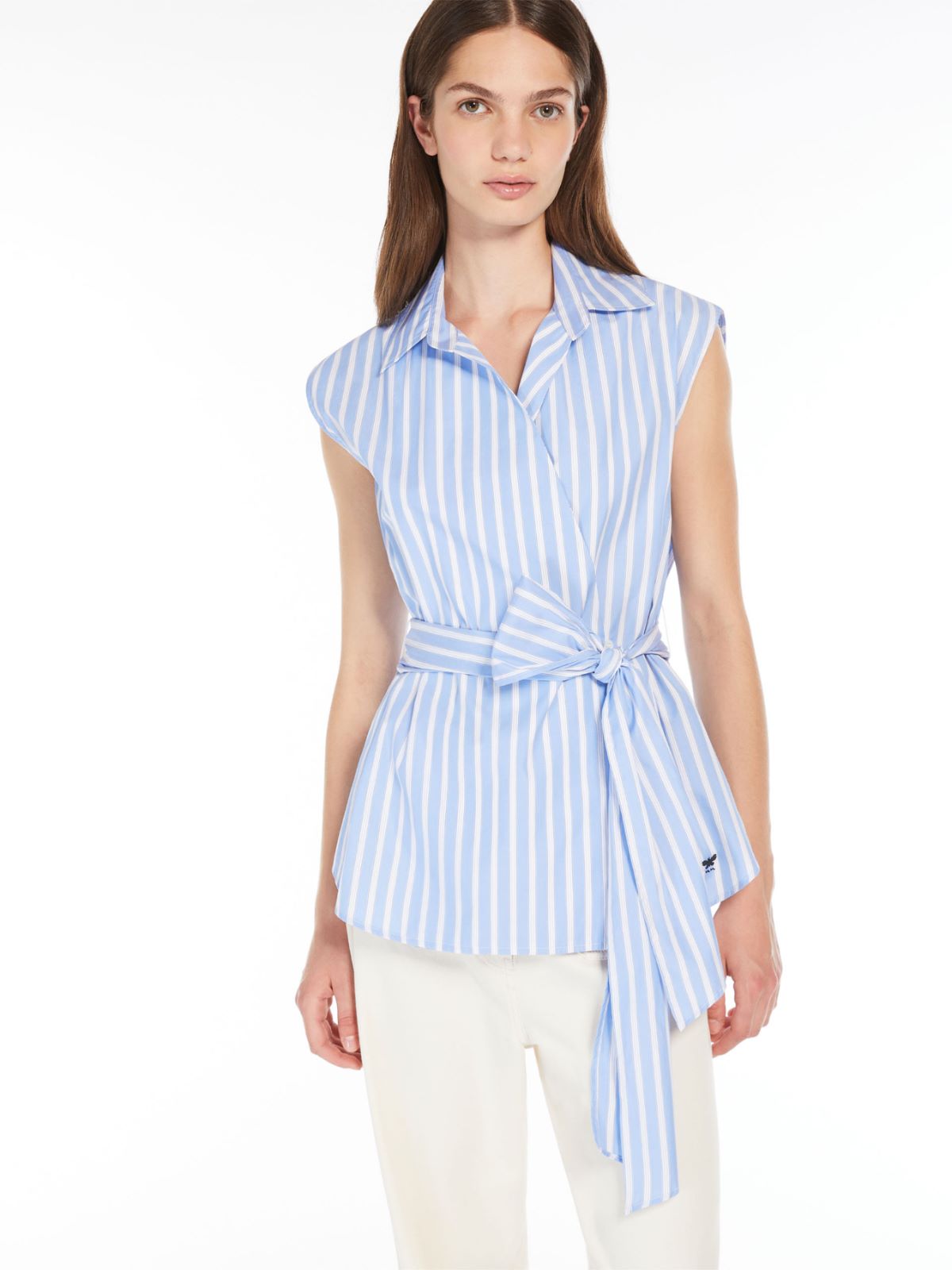 Sleeveless poplin shirt