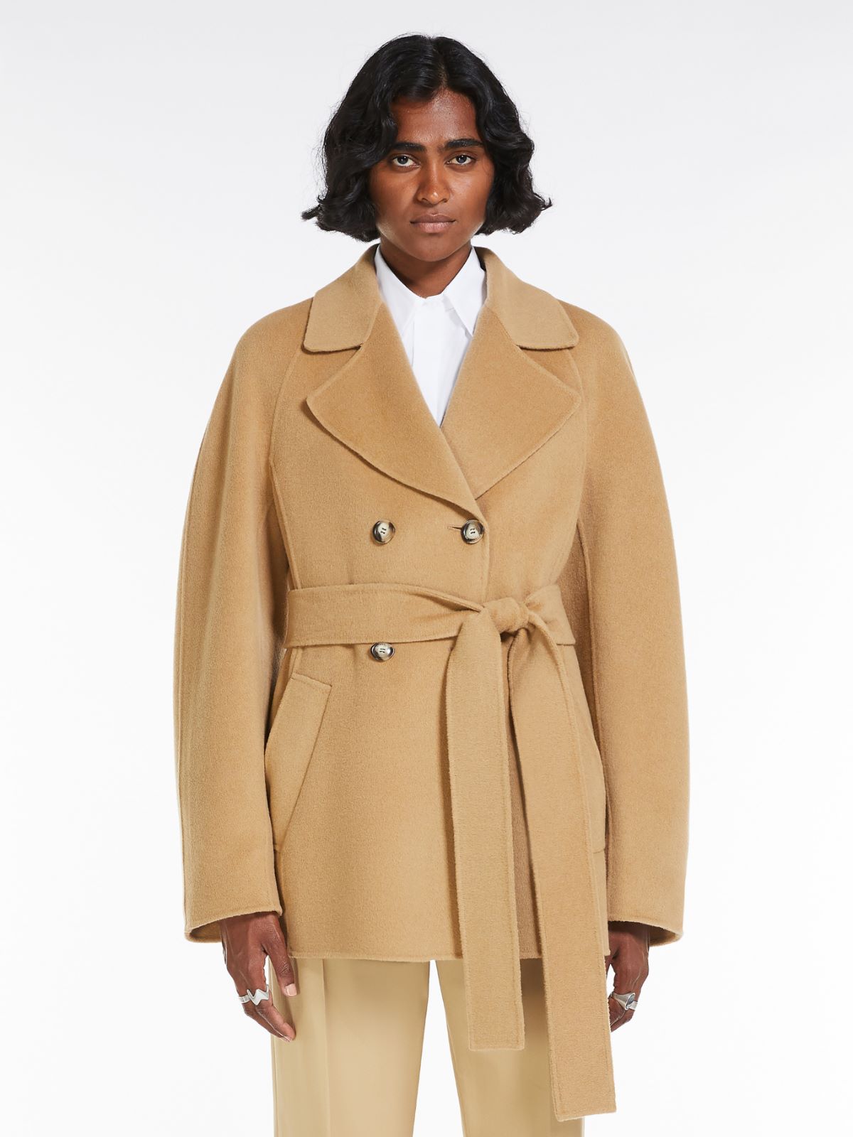 Short, cashmere blend wrap coat