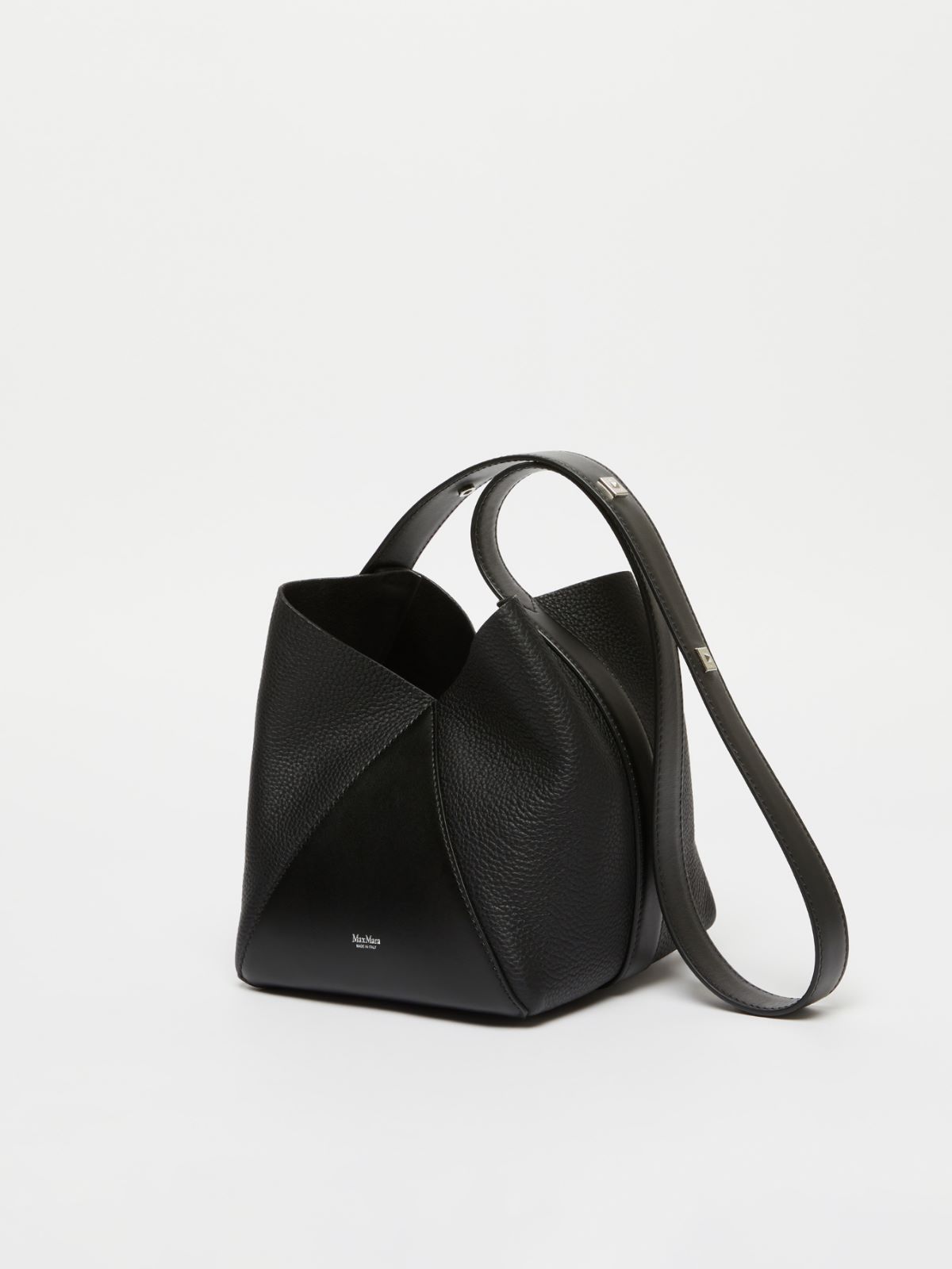 Small bucket bag in deer-print leather