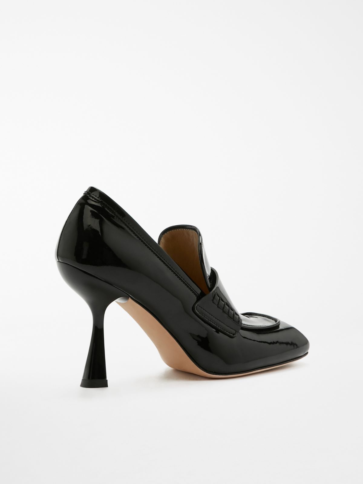 Patent leather loafers with heel