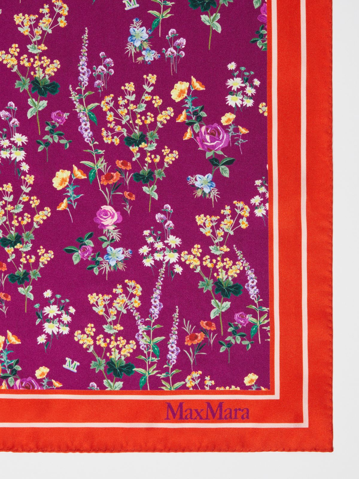 Printed silk foulard