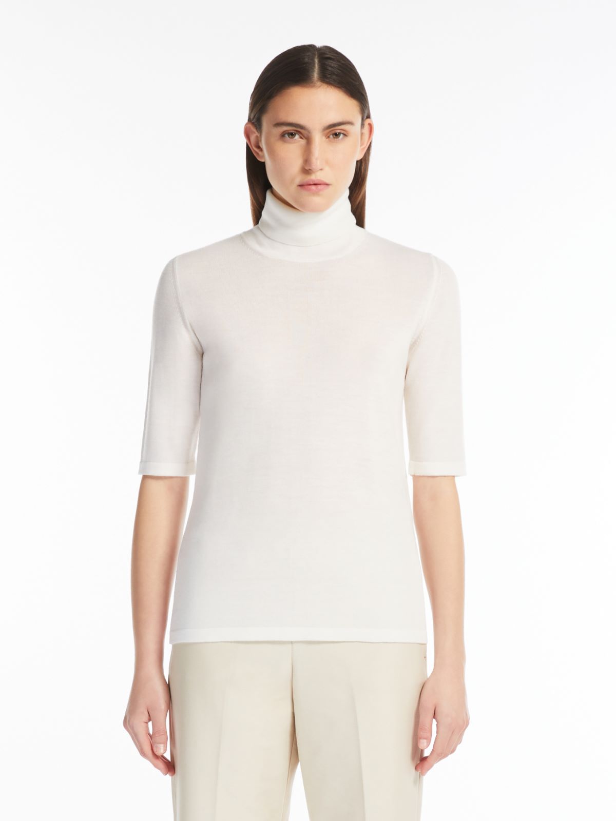 Turtleneck wool jumper