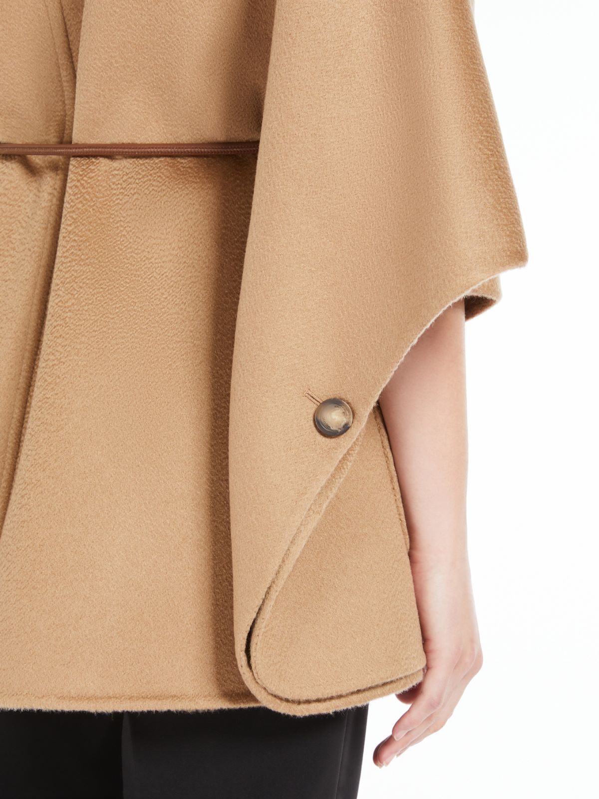 Cashmere cape