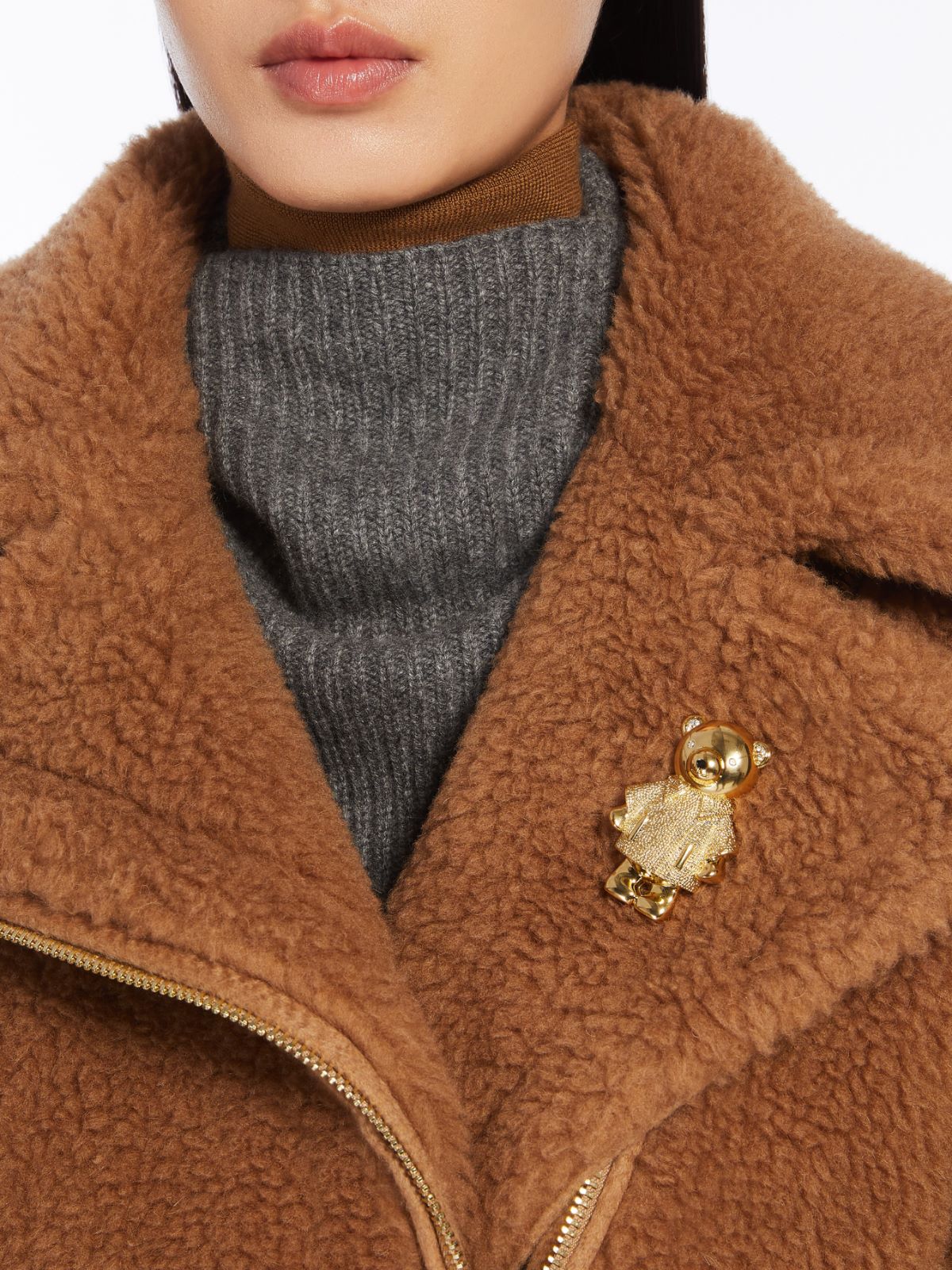 Metal teddy bear brooch