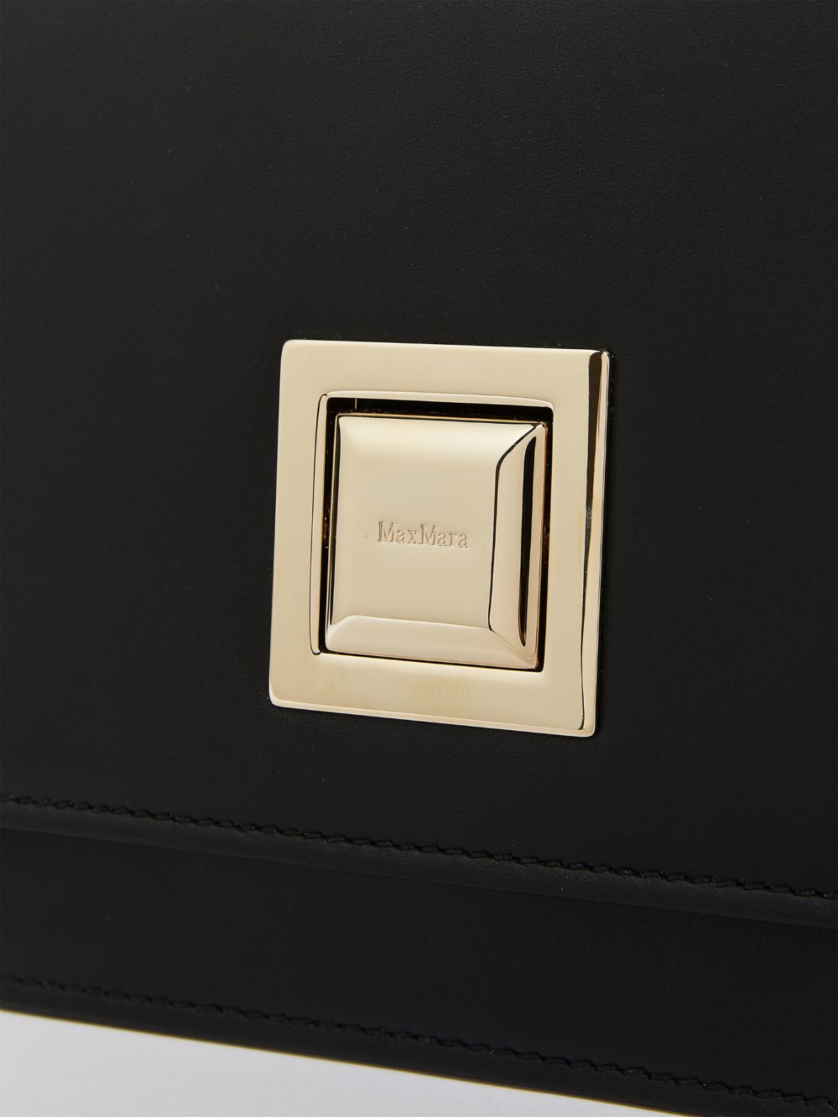 Small leather MM Bag