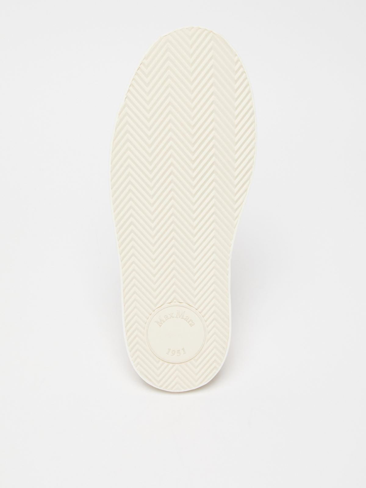 Smooth leather sneakers