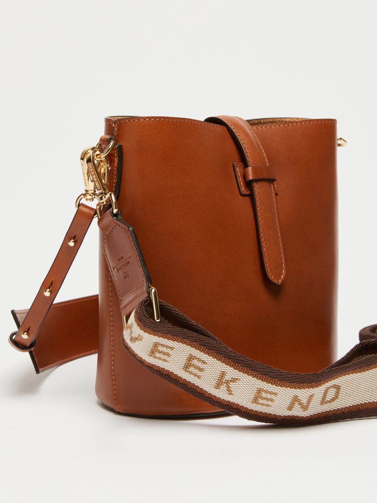 Small leather bucket bag