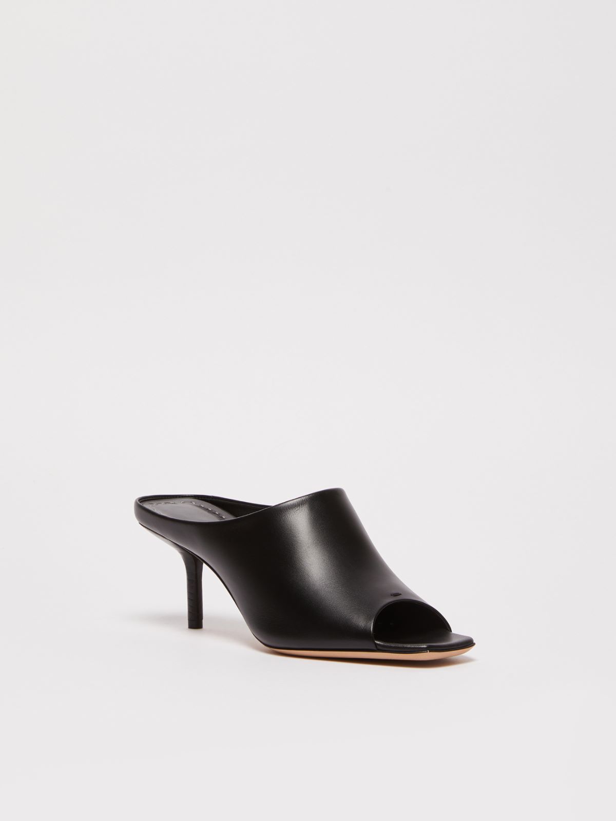 Calfskin mules