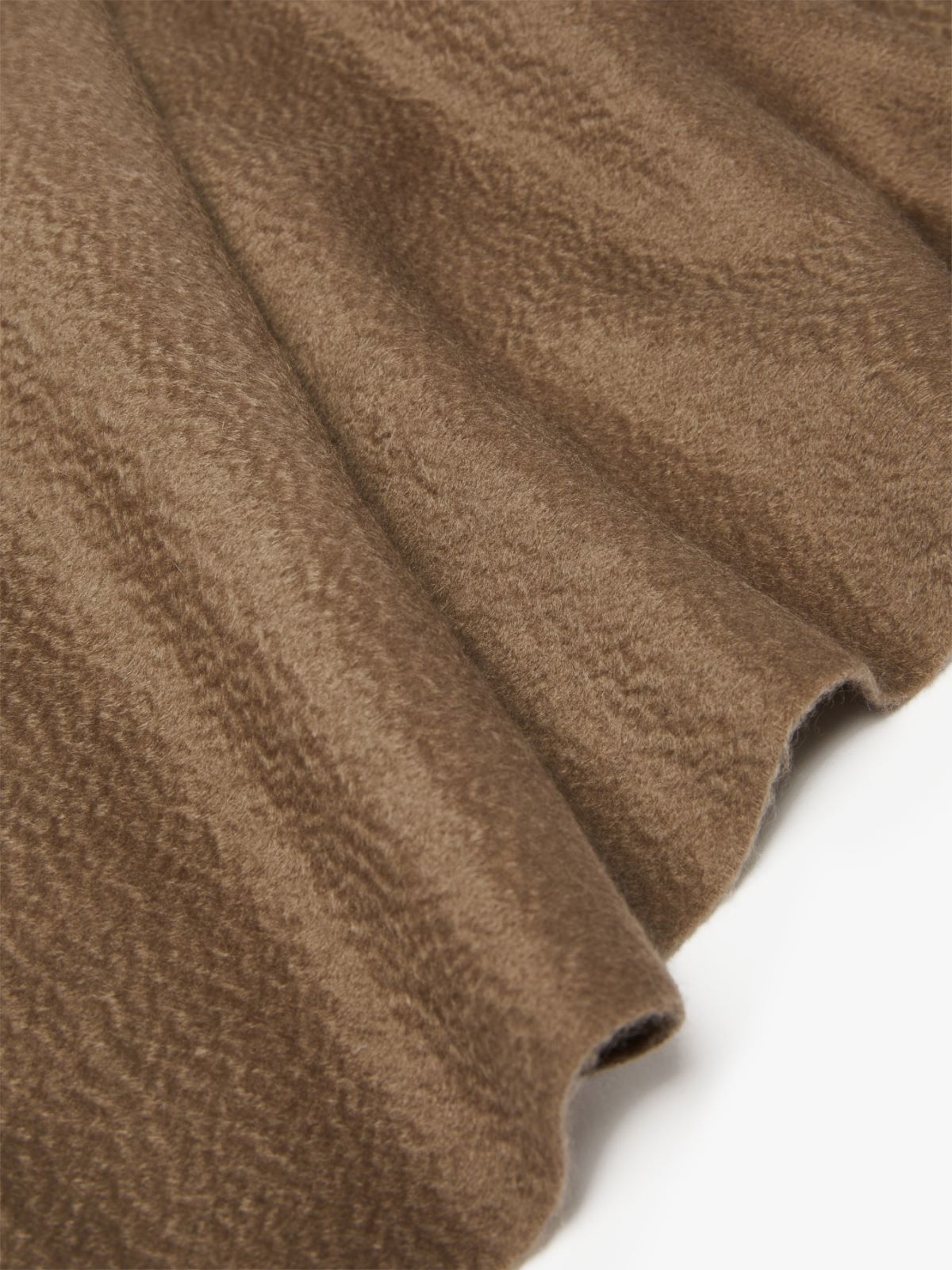 Cashmere stole with embroidery