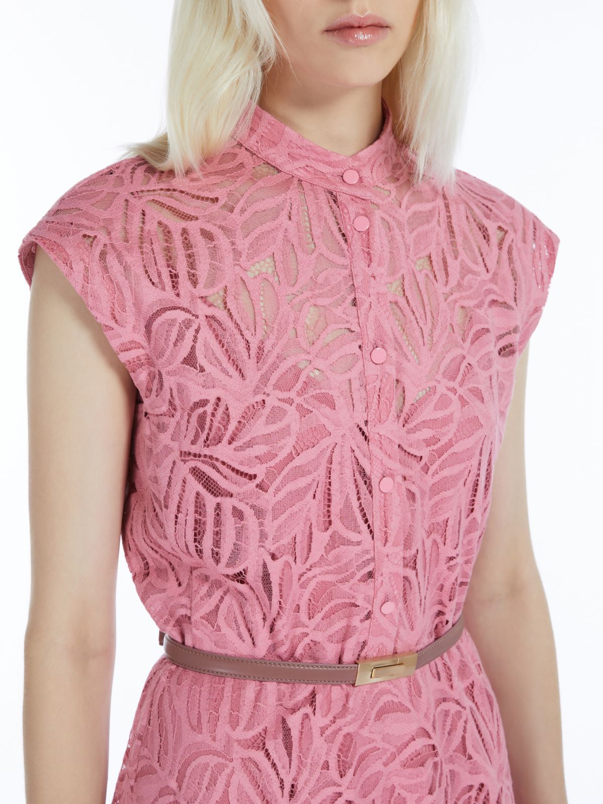 Lace dress with flounces