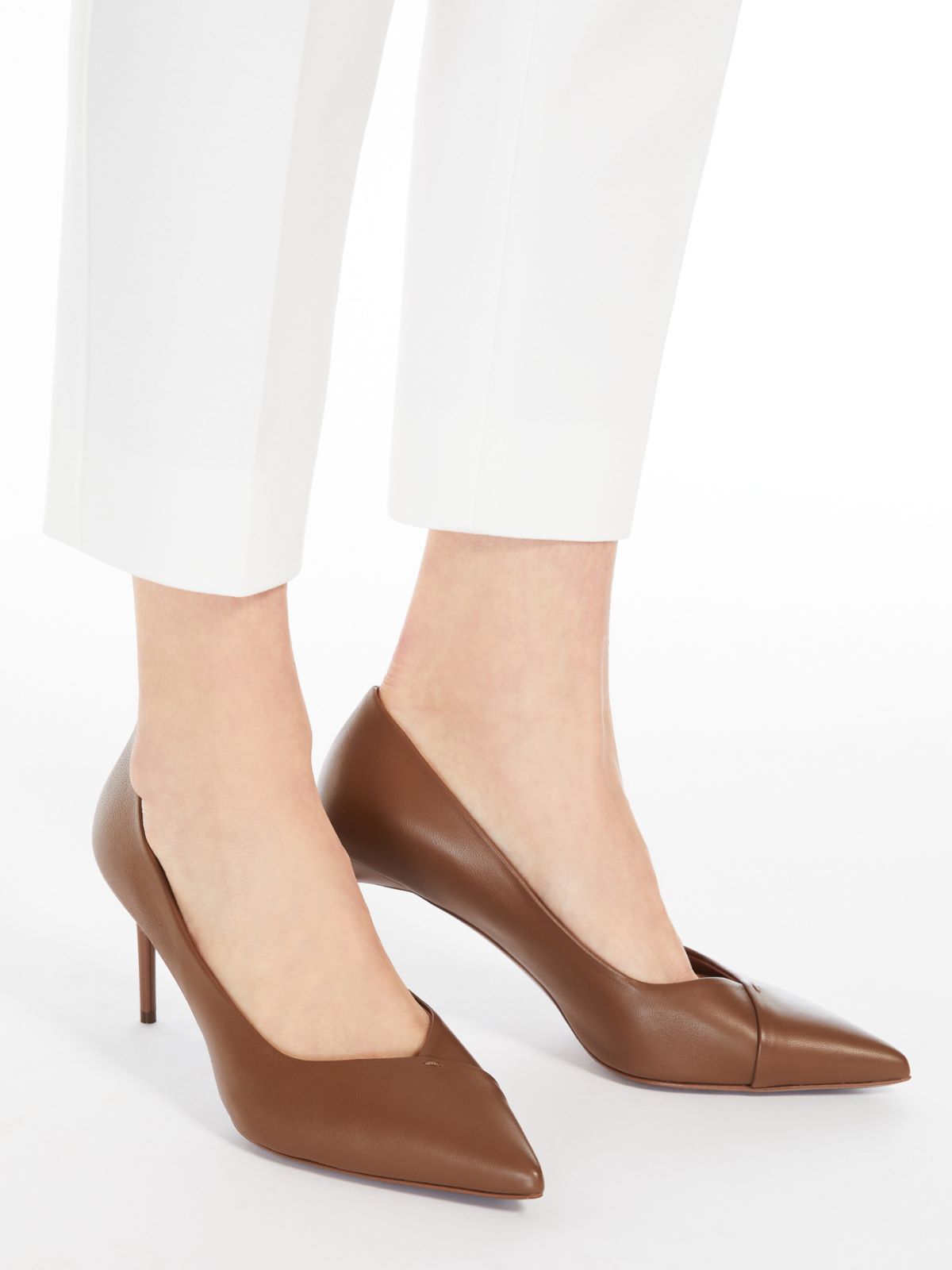 Nappa leather court shoes
