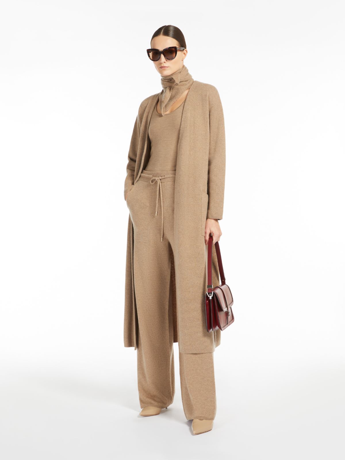 Wool and cashmere trousers