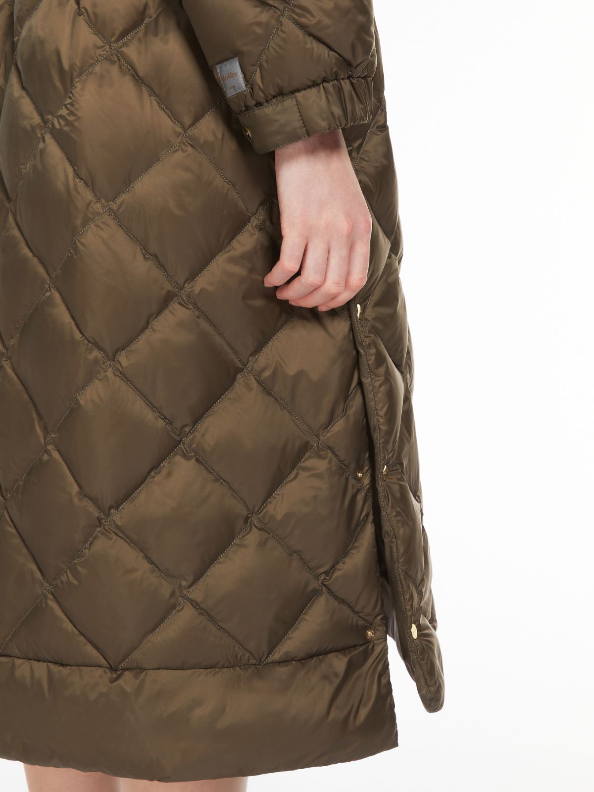 Water-repellent parka