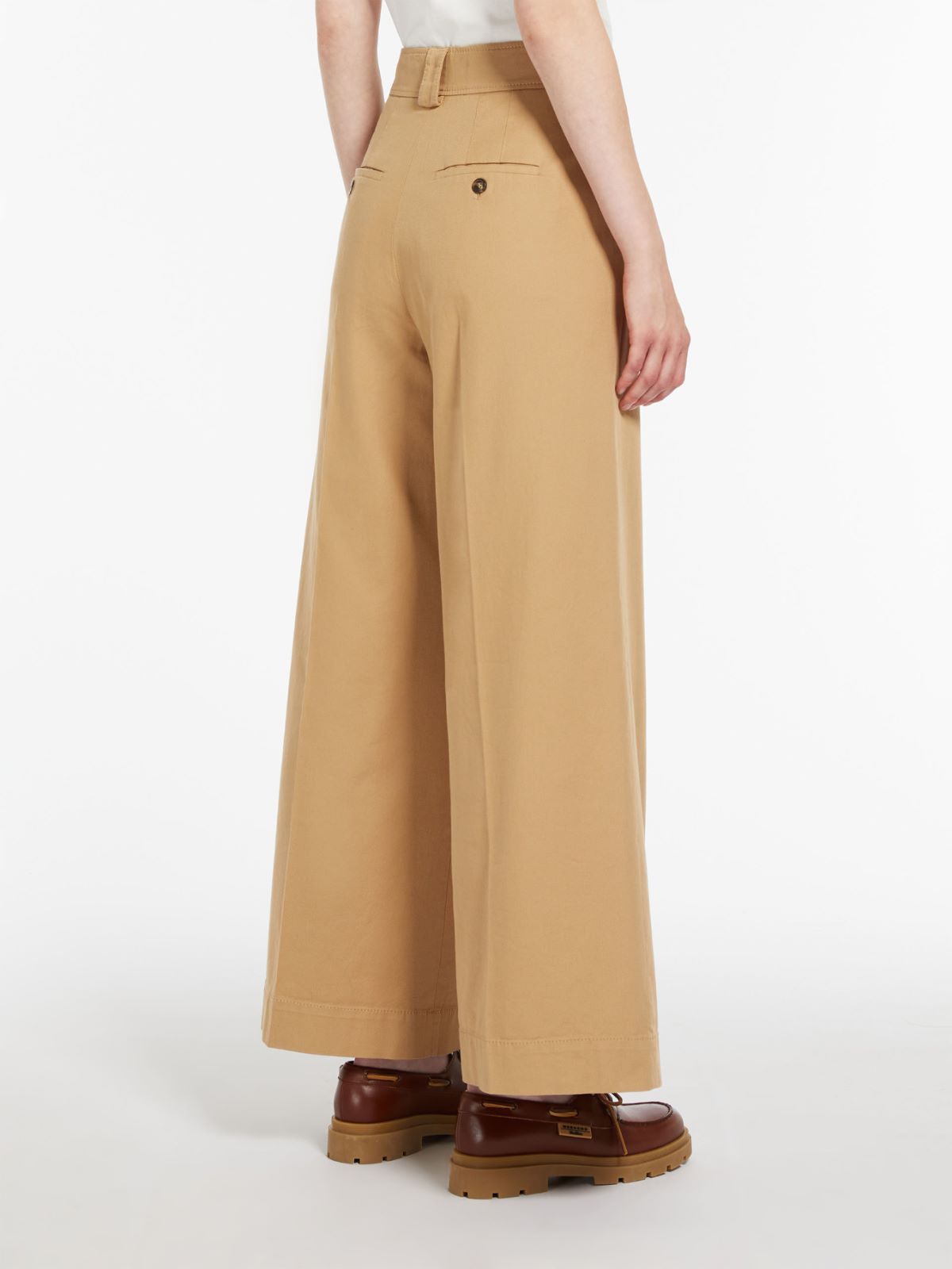Wide-fit cotton trousers