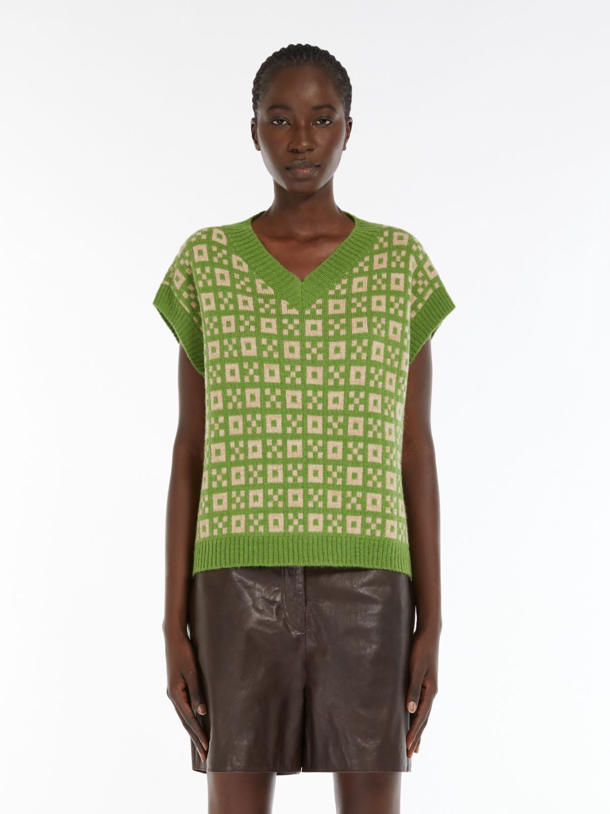 Jacquard alpaca and wool gilet