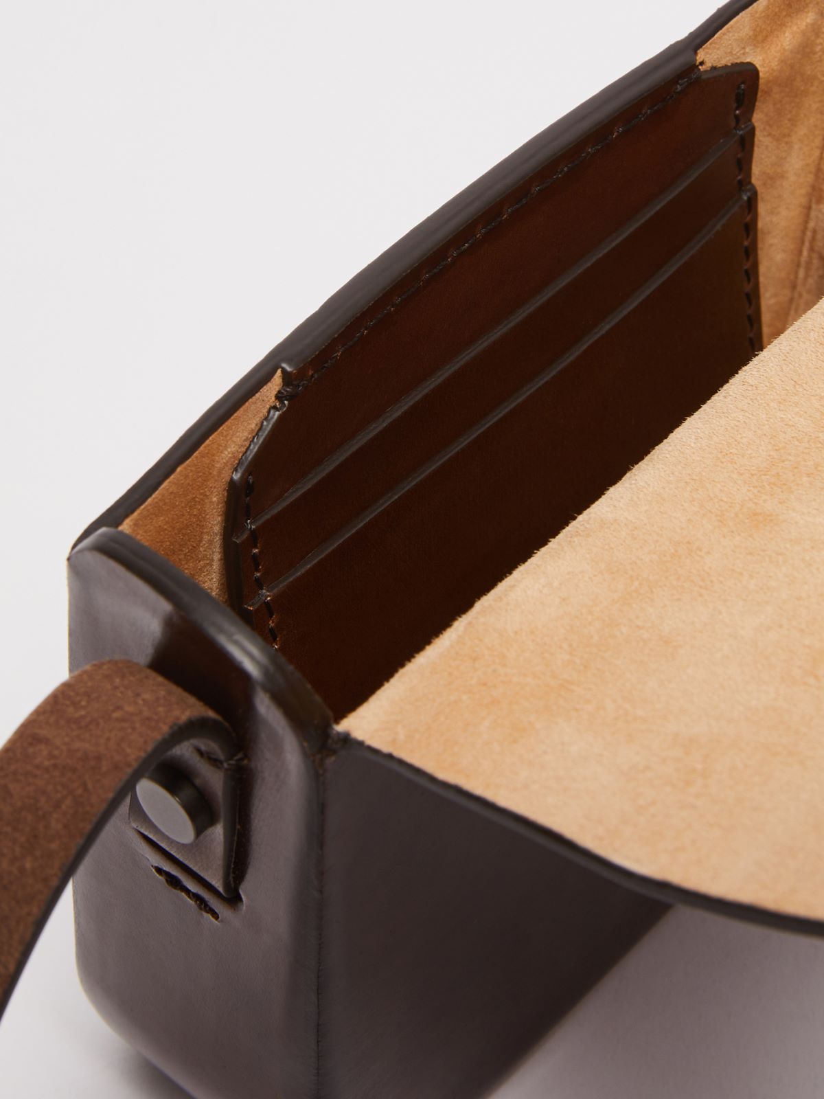 Leather shoulder bag