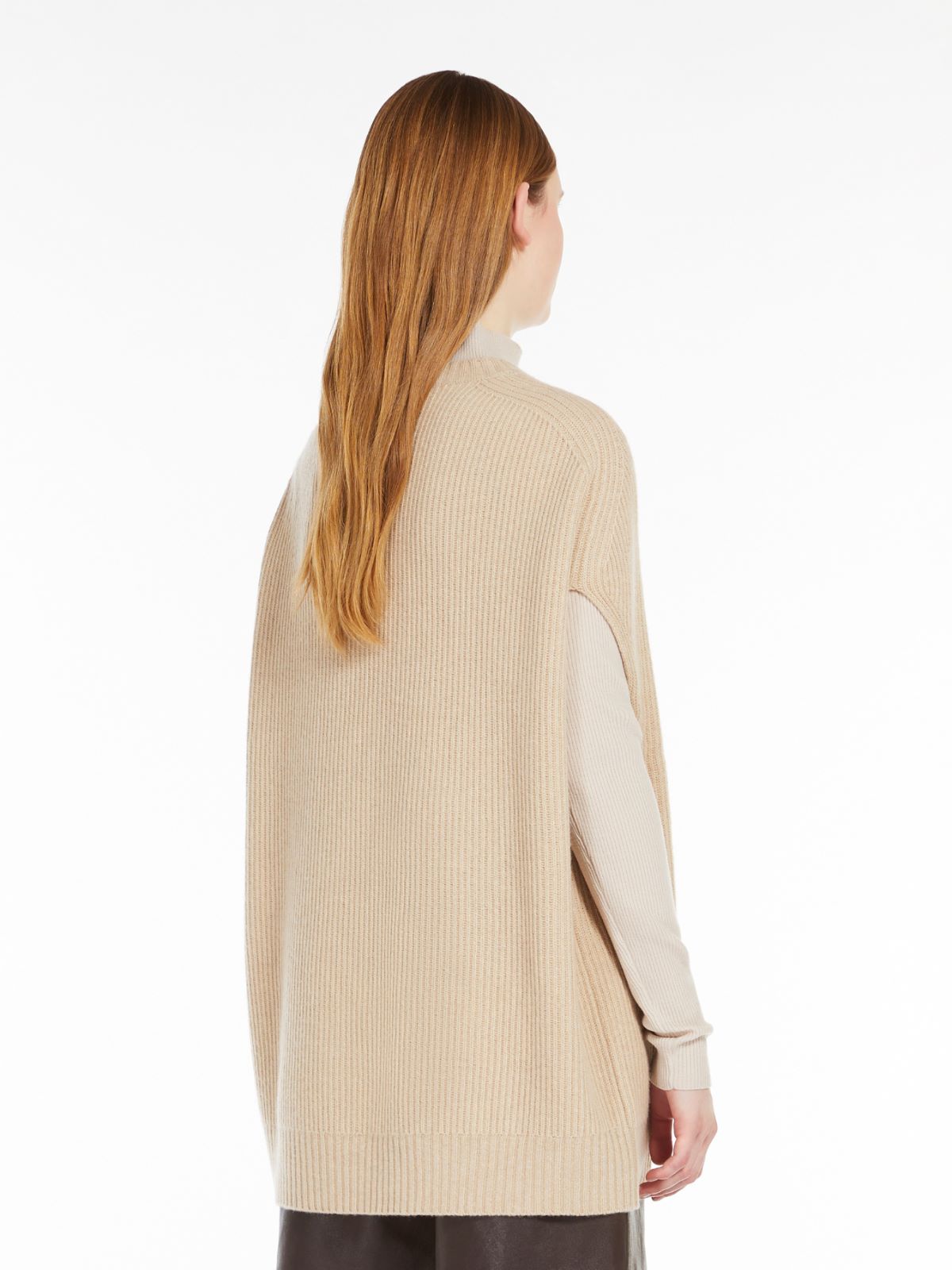 Rib-knit cape