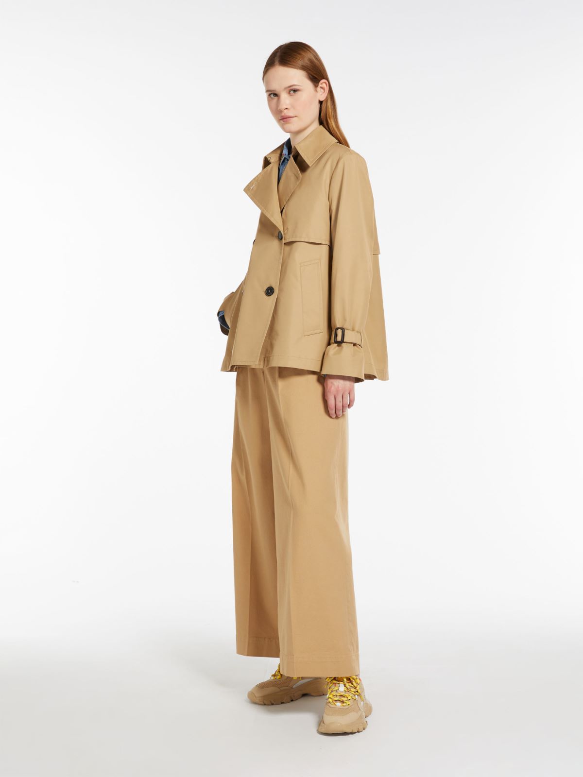 Water-repellent gabardine trench coat