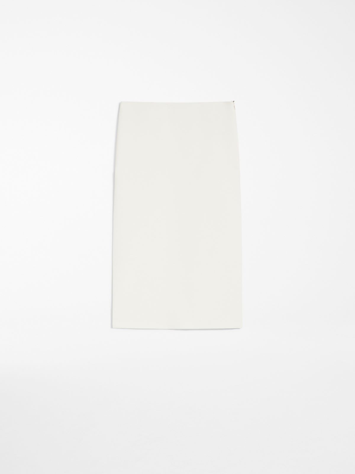 Low-waisted midi skirt