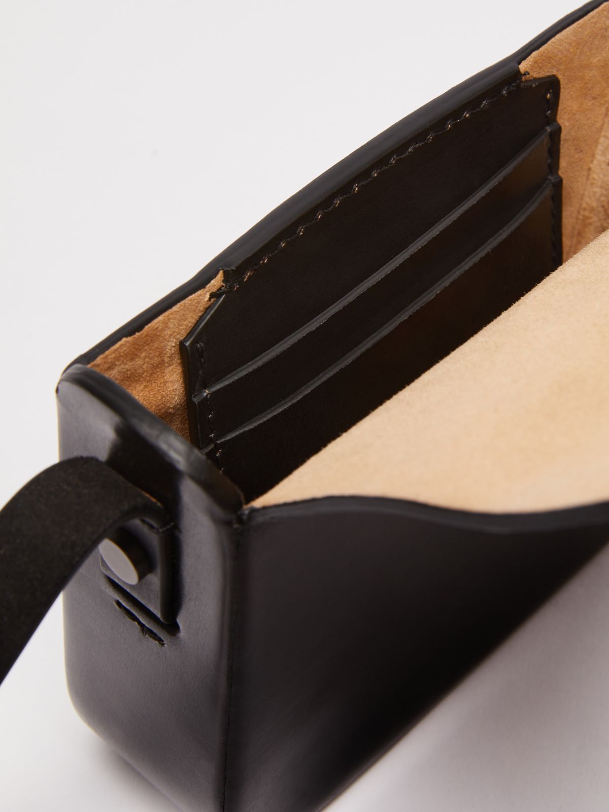 Leather shoulder bag