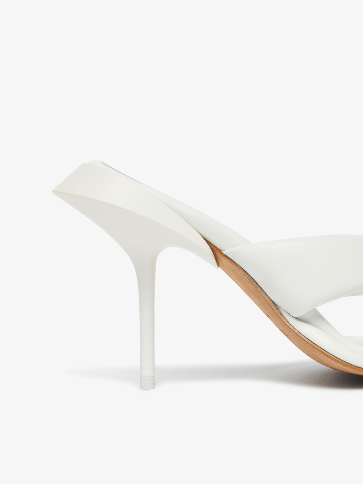 Heeled toe-post sandals