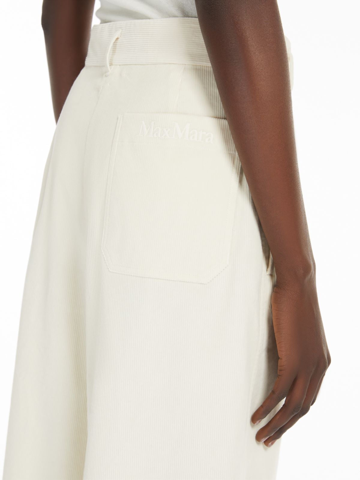 Cropped velvet trousers