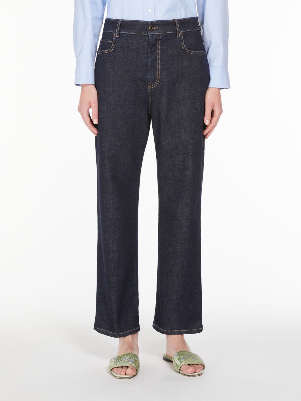 Denim ankle-grazer jeans