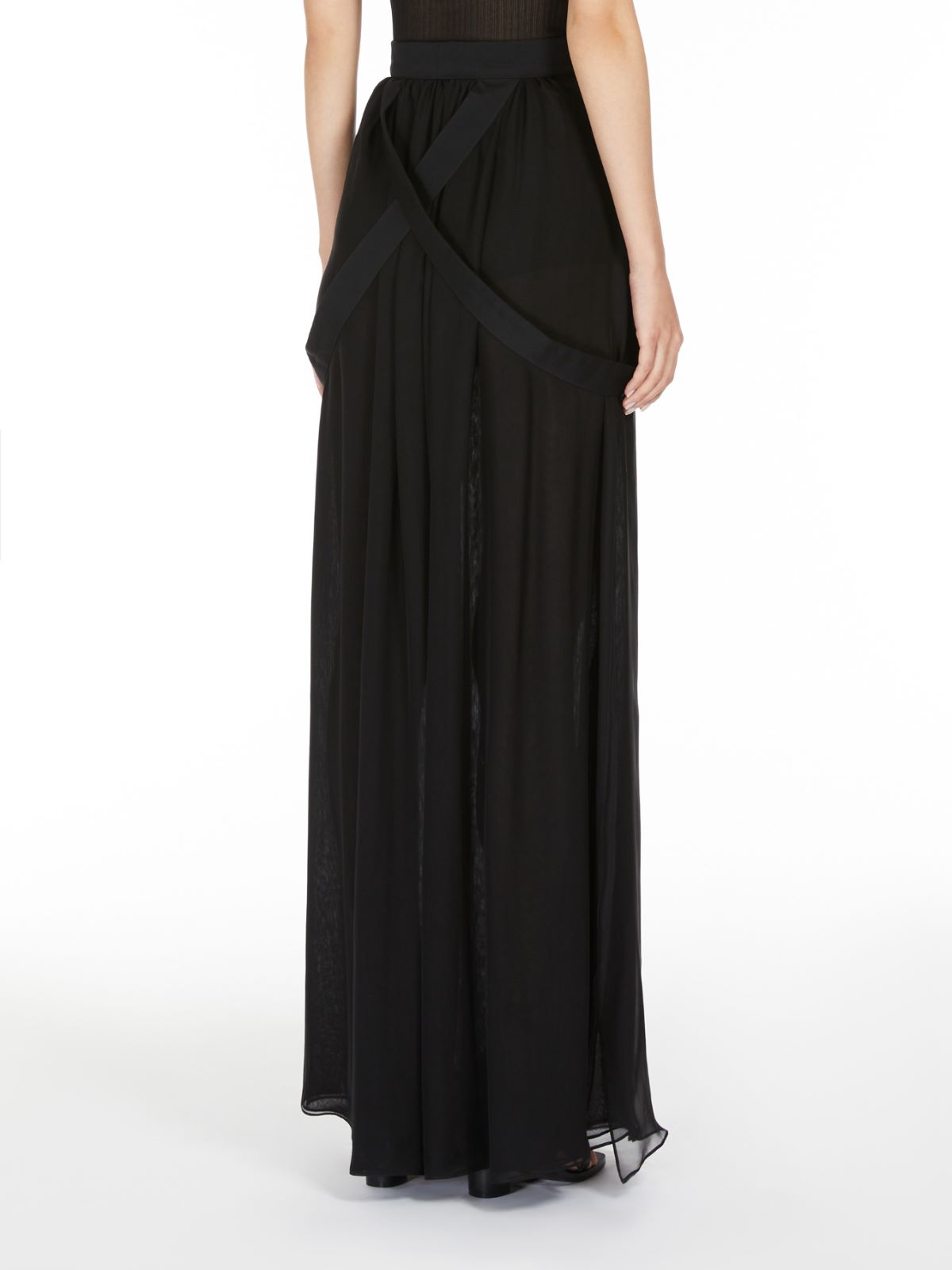 Long skirt in silk chiffon