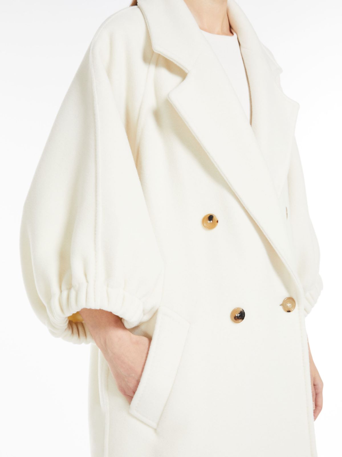 Cashmere coat