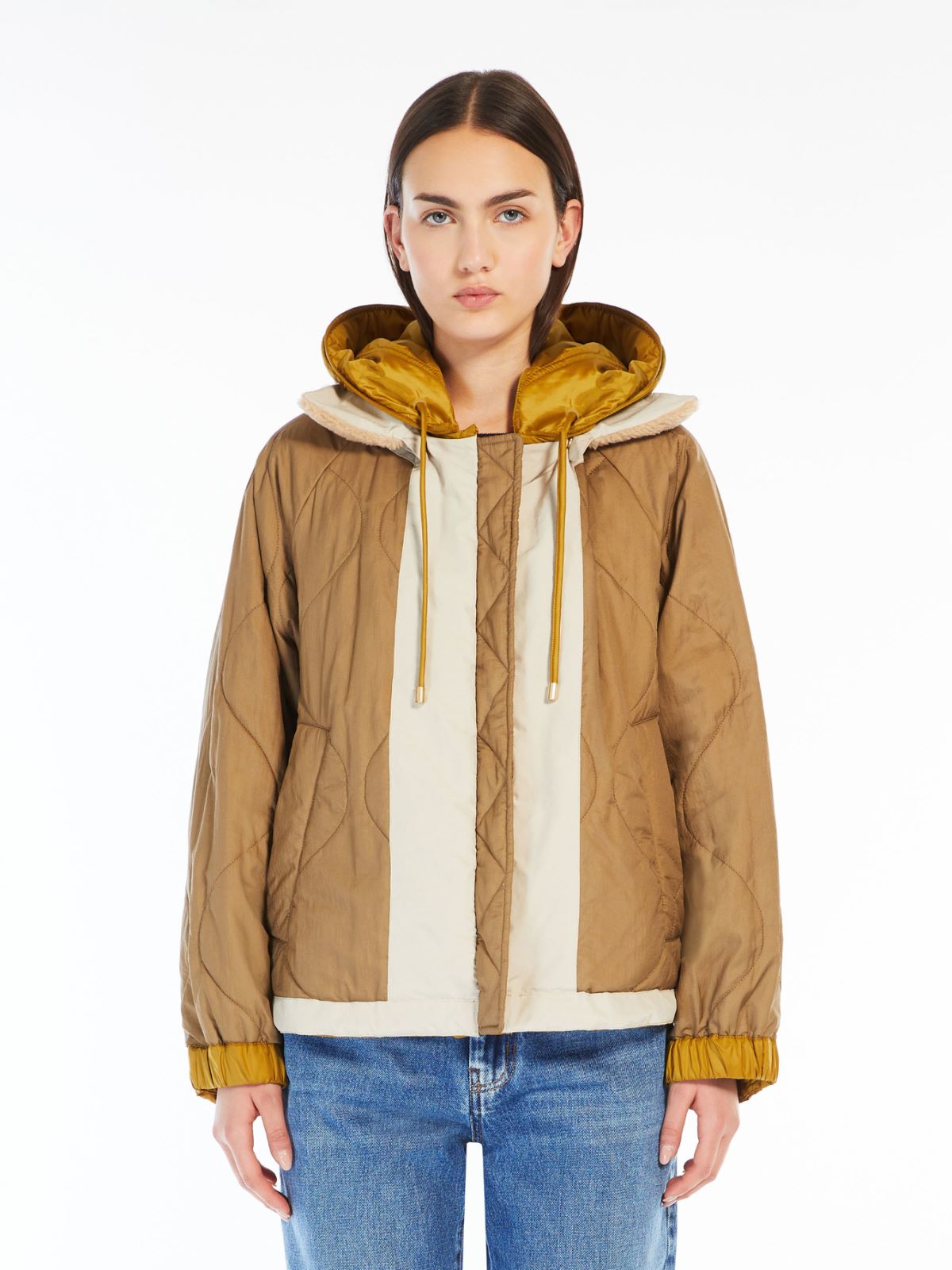 Reversible water-repellent canvas windbreaker