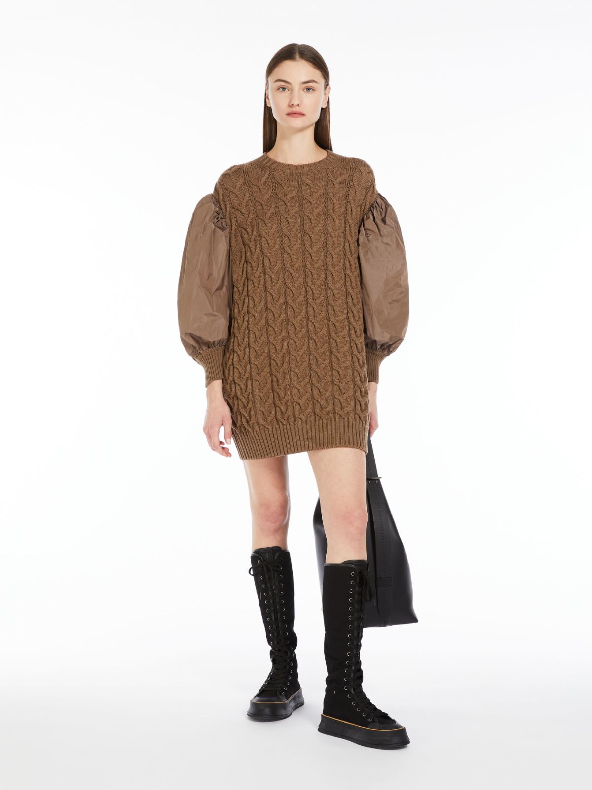 Wool dress with balloon sleeves