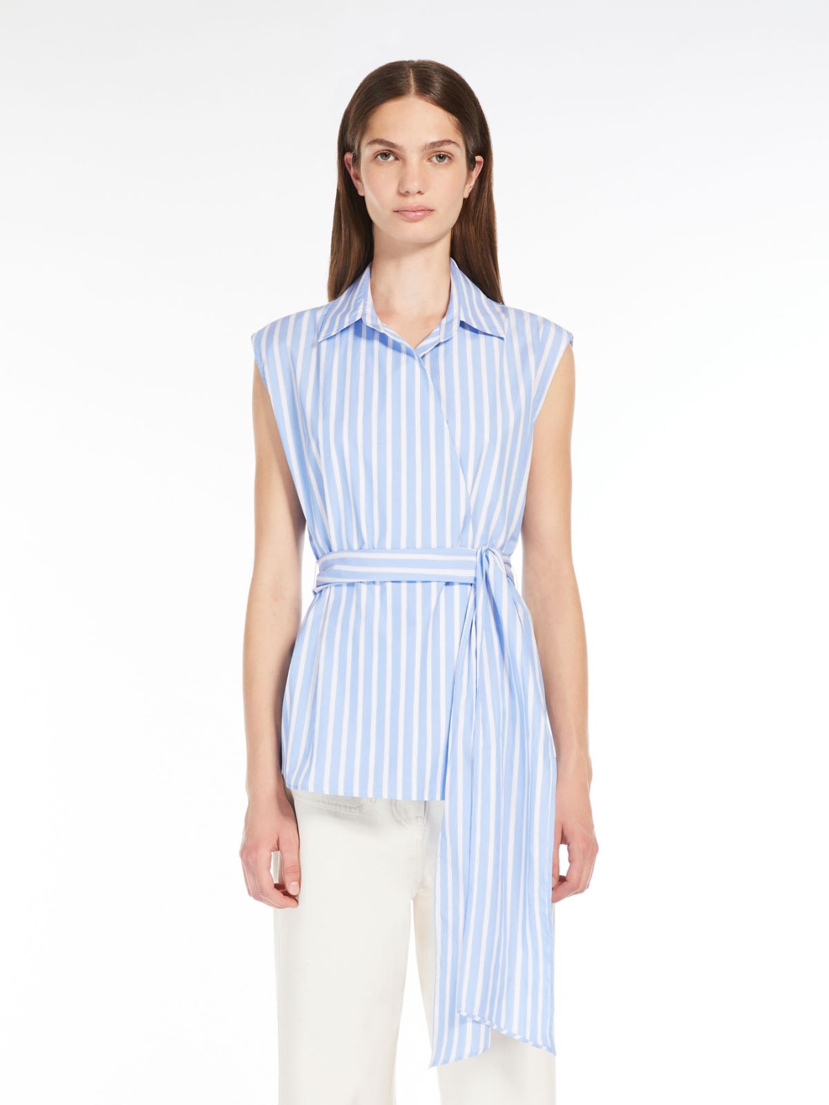Sleeveless poplin shirt