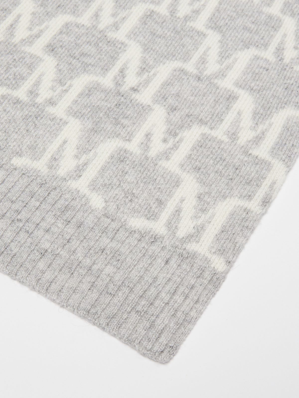 Cashmere logo scarf