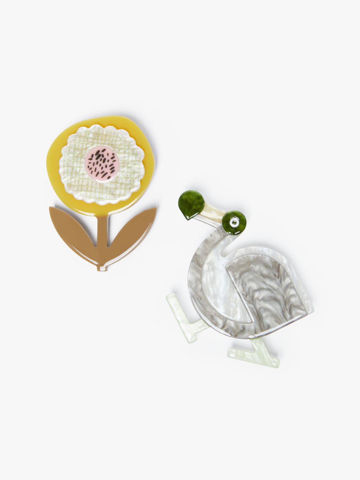 Set of 2 resin brooches