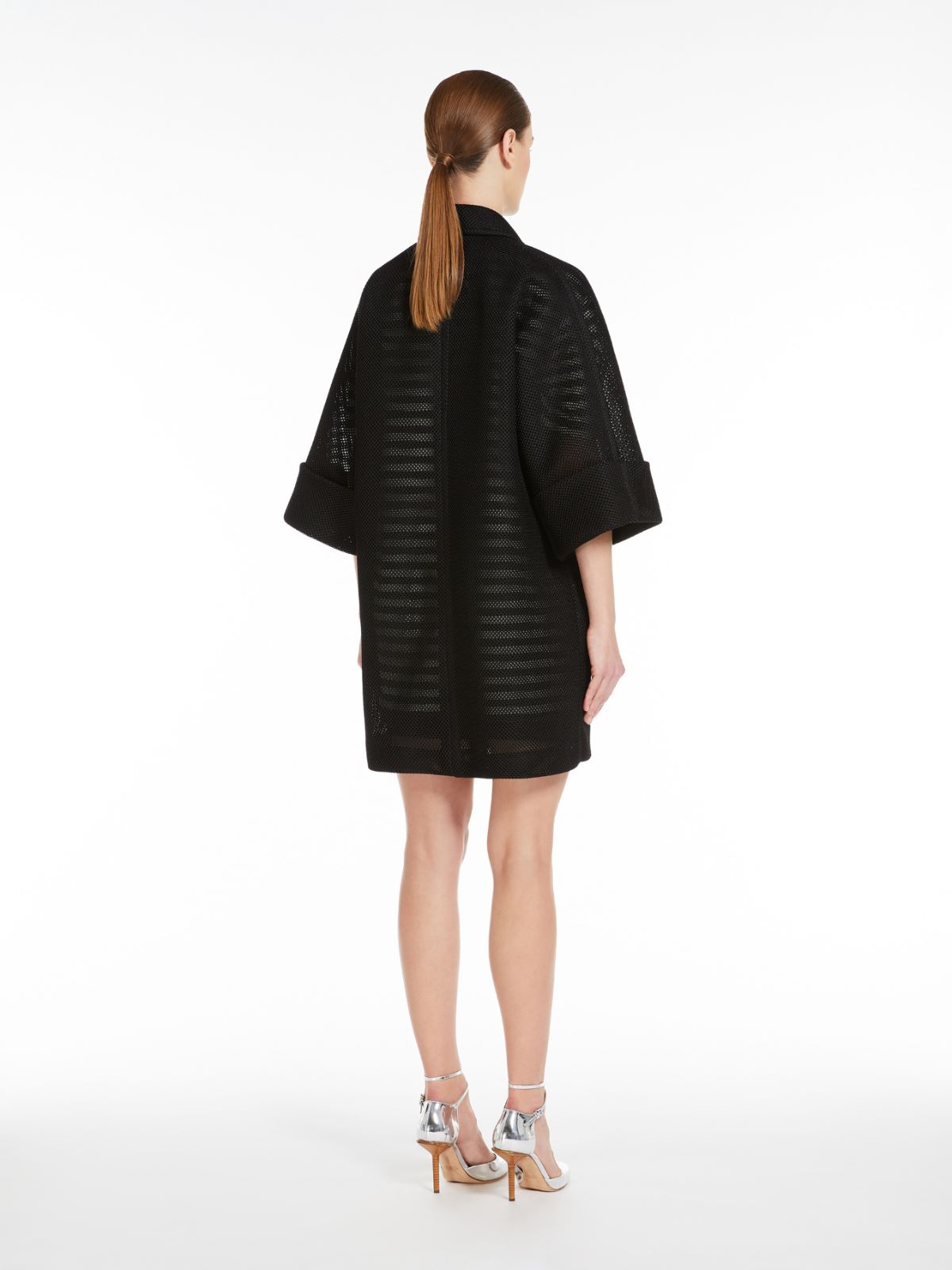 Oversized coat in mesh jersey